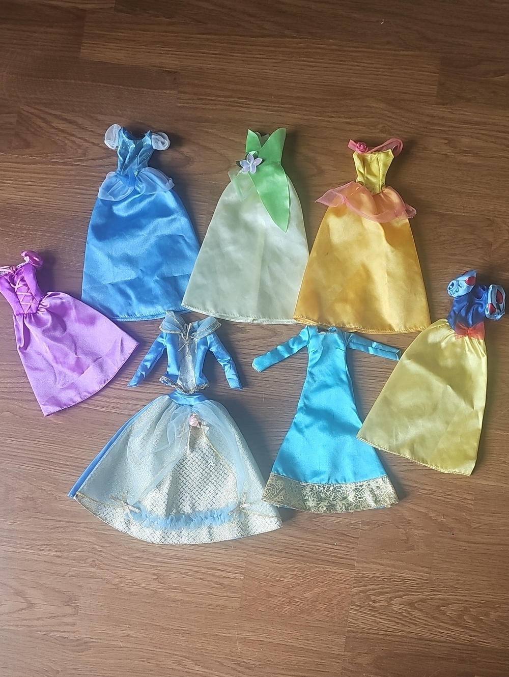 Barbie Bundle Qty 7 Barbie Gowns